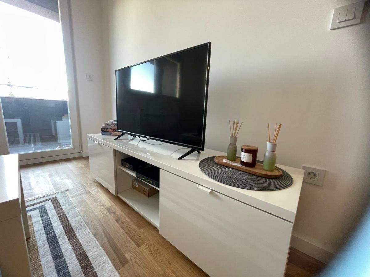 Apartman Nikol Kumanovo Buitenkant foto