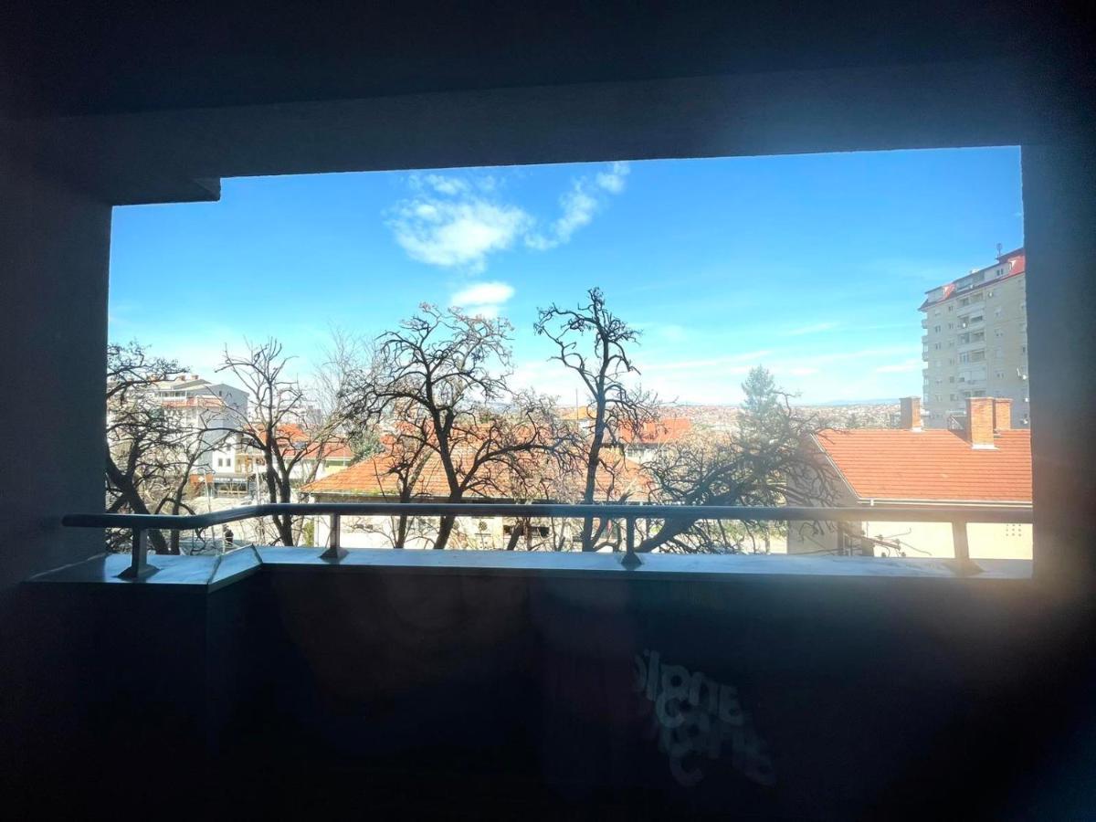 Apartman Nikol Kumanovo Buitenkant foto